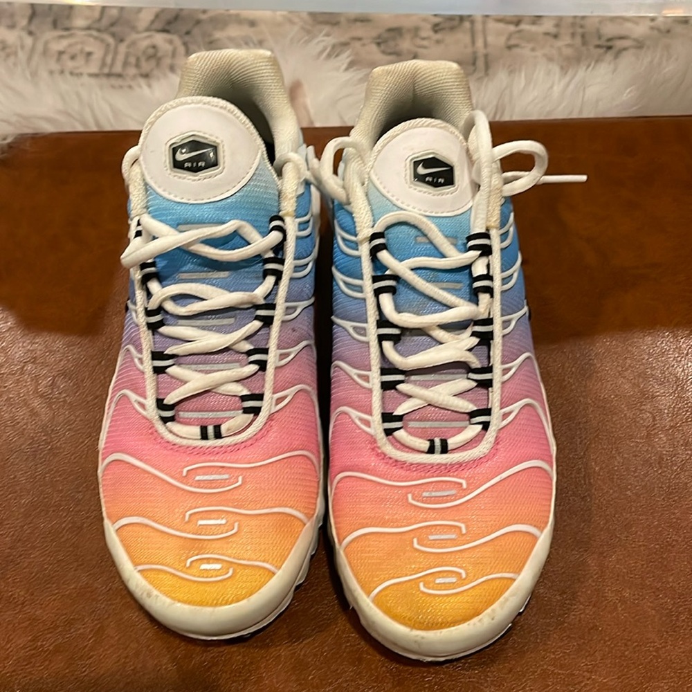 Nike AirMax Plus size 7.5